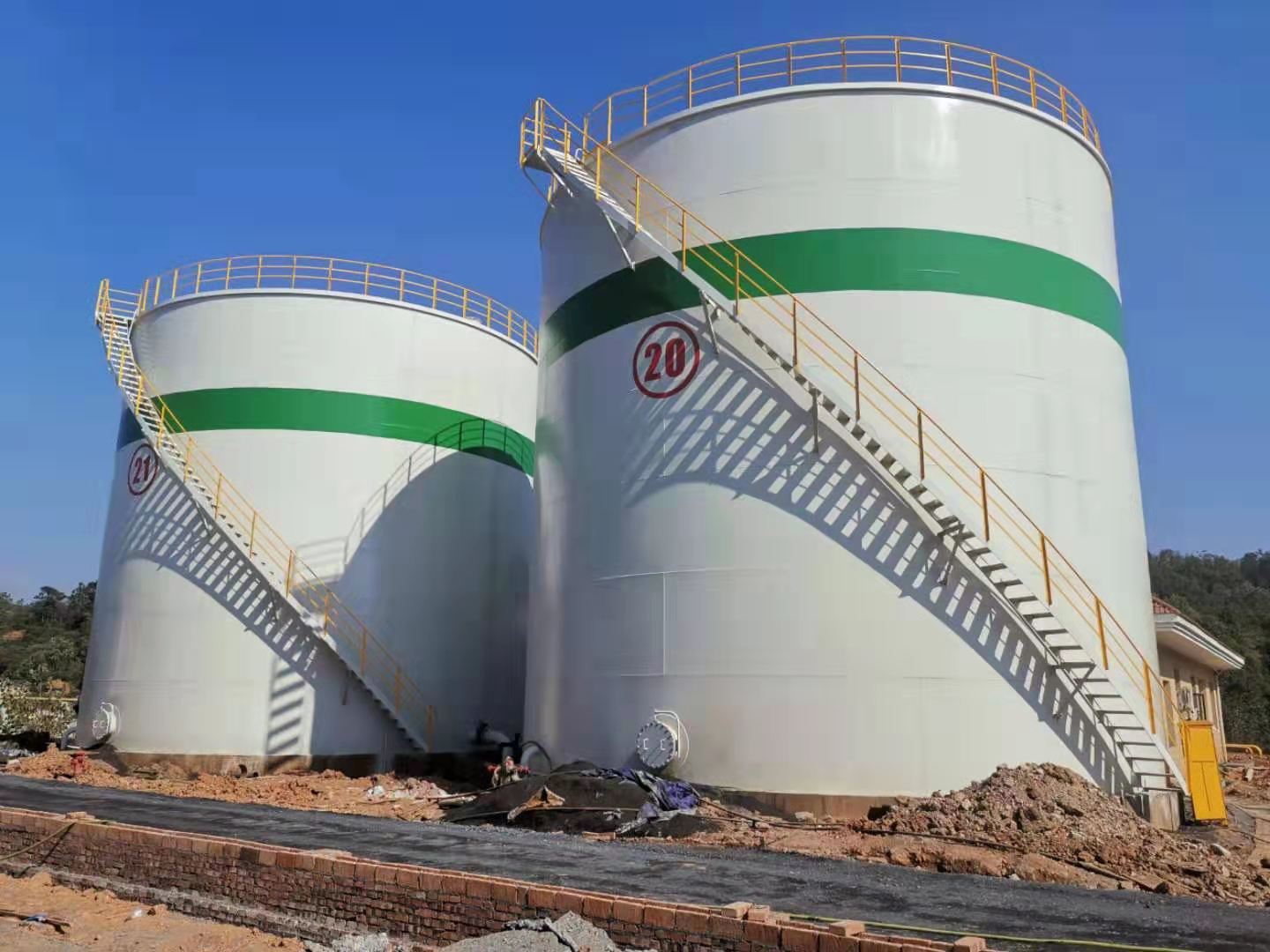 石化储罐聚氨酯面漆弘方涂料客户案例 石化储罐聚氨酯面漆弘方涂料客户案例